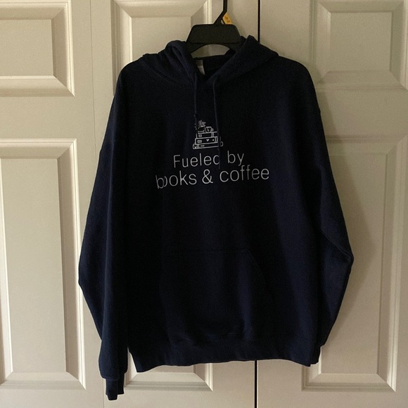 Gildan womens Lg navy hooded sweatshirt “Fueled by books & coffee “ screen print - Picture 1 of 8